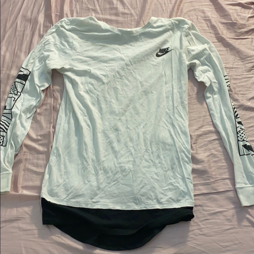 Nike long sleeve tee